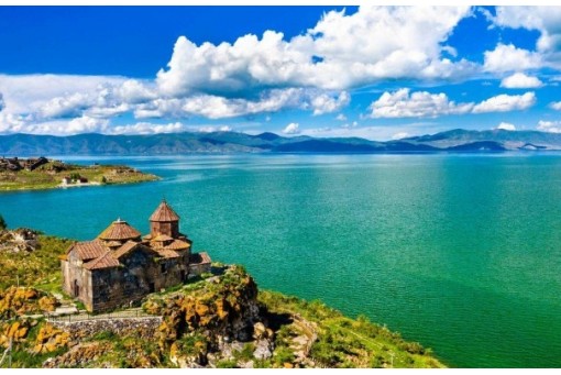 Día 12: Lago Sevan -Yerevan, Armenia