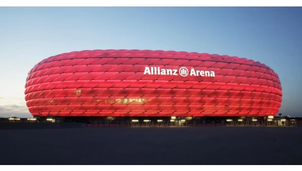 Múnich:  "Arena Munich" / aforo 67.000